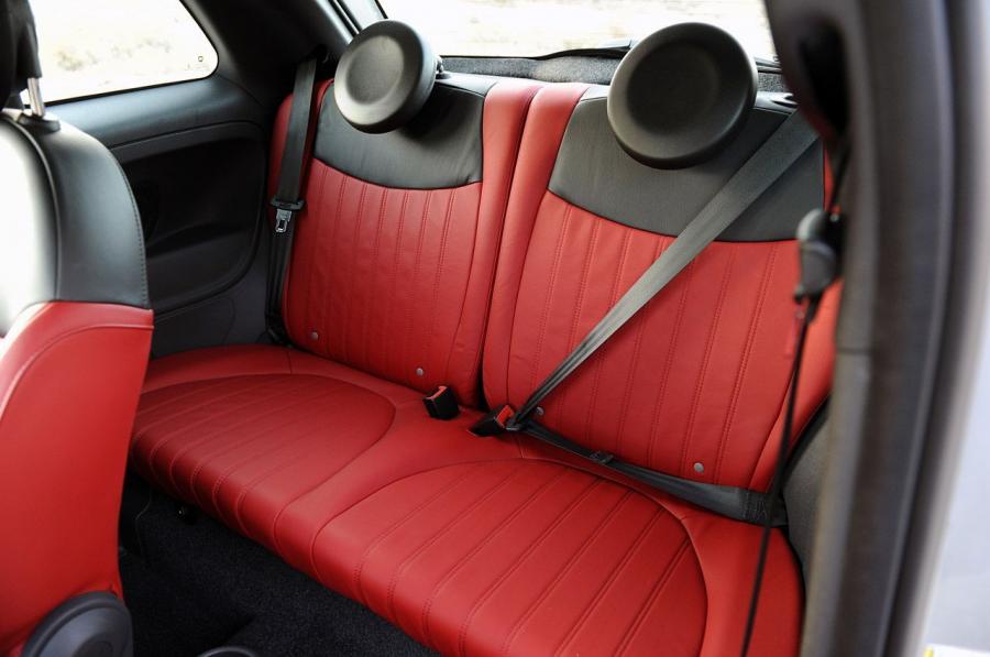  Fiat 500 Turbo 2012 года  (фото 18 из 57)